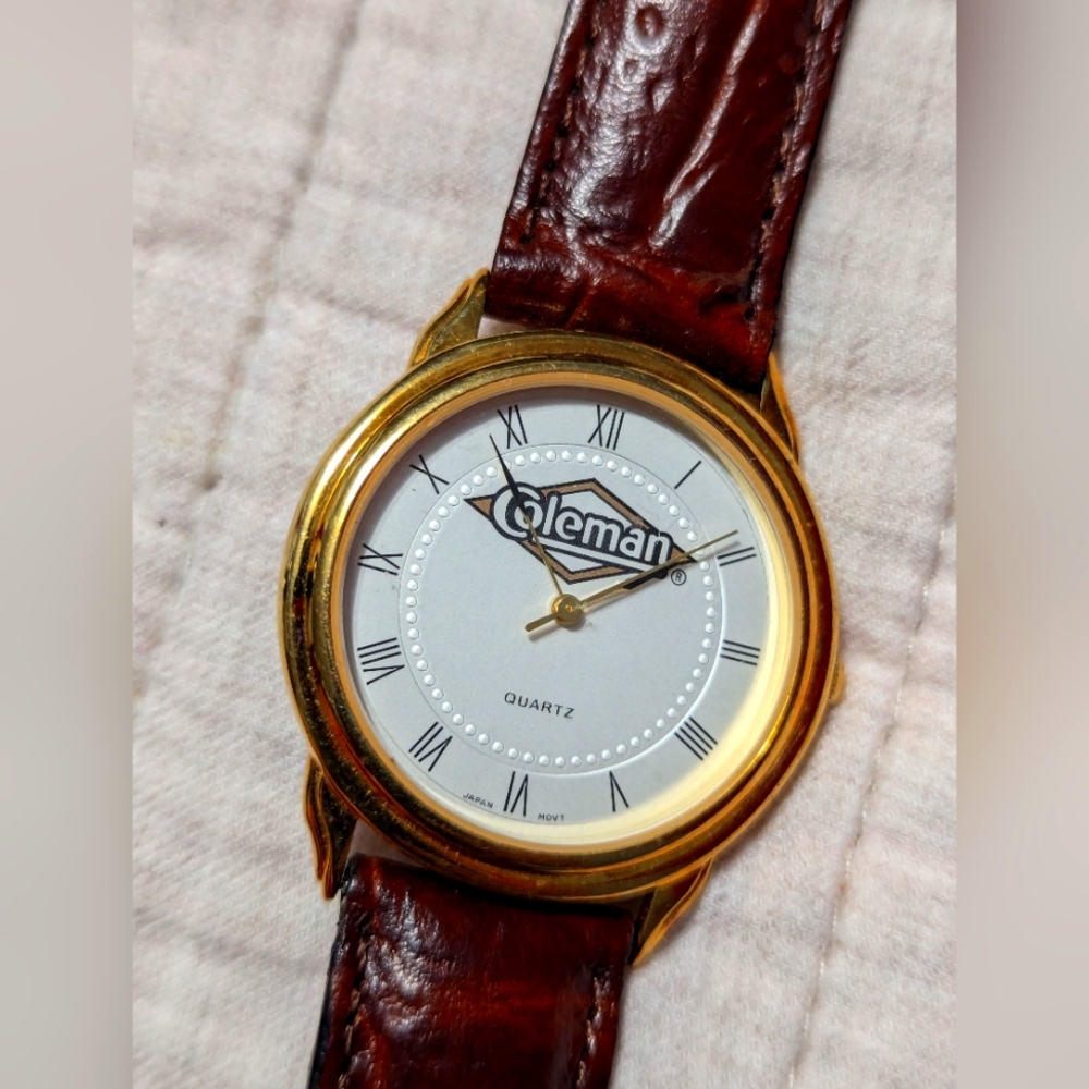 (626)Vintage Coleman Quartz Watch White Dial Brown Leather Band...18k 1 micron